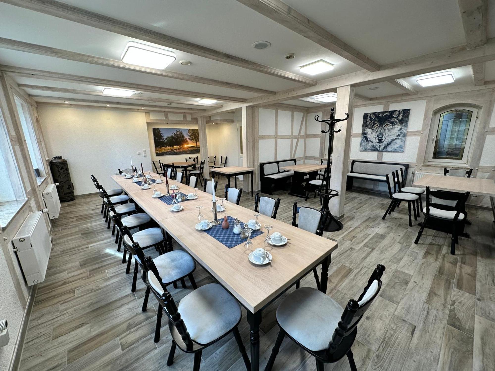 Wolfshotel Am Arendsee Арендзее Екстериор снимка