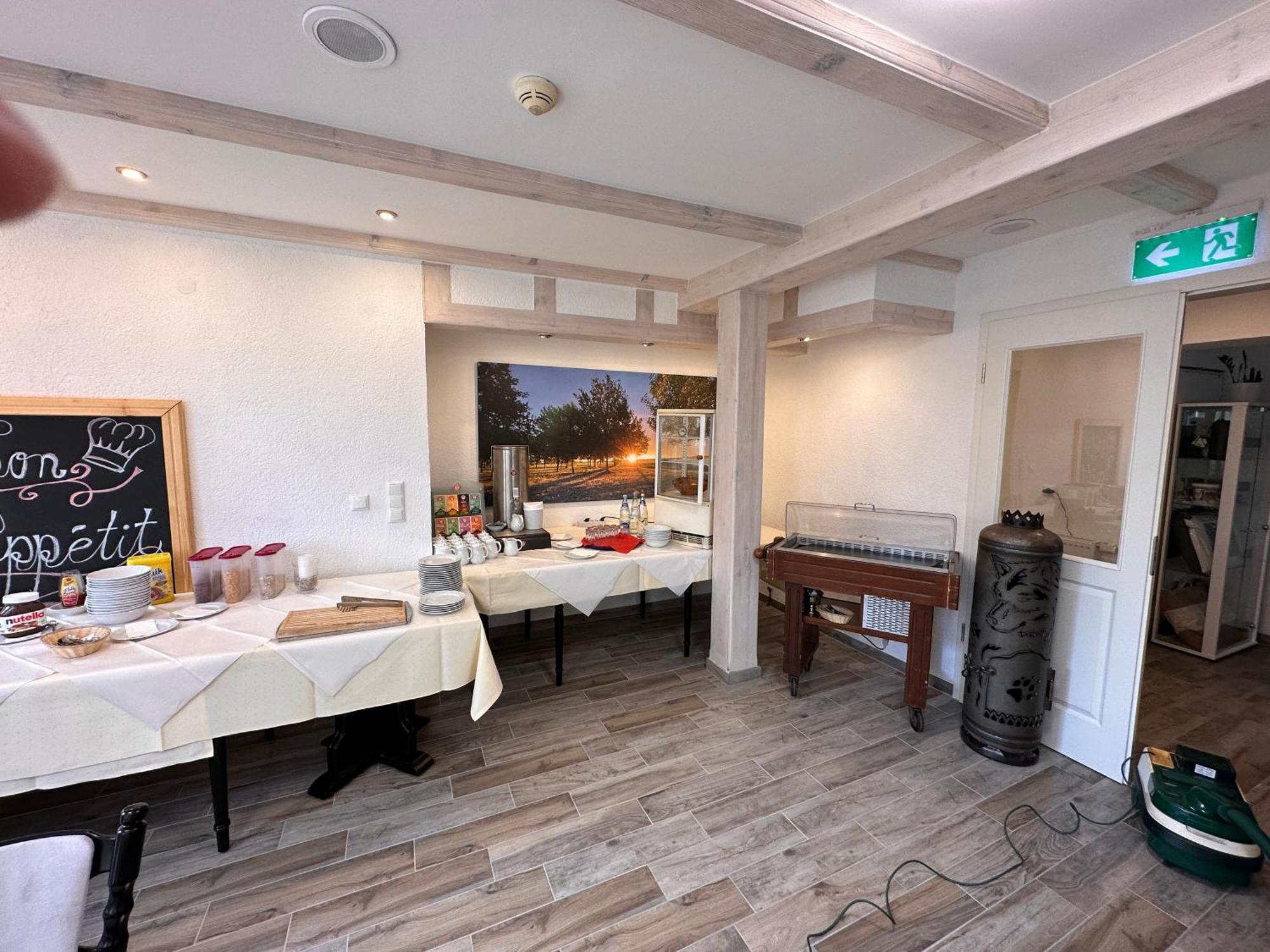 Wolfshotel Am Arendsee Арендзее Екстериор снимка