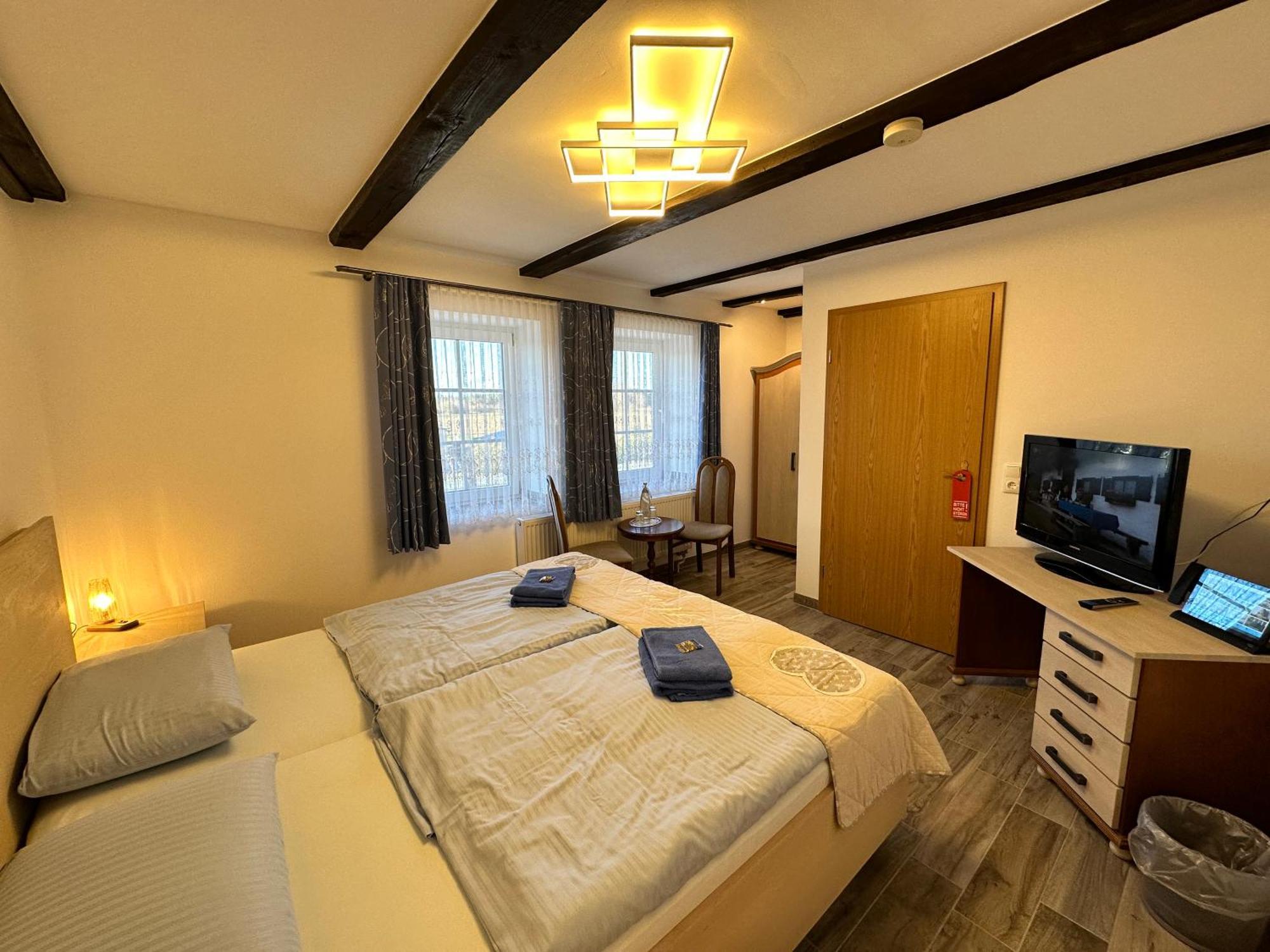 Wolfshotel Am Arendsee Арендзее Екстериор снимка