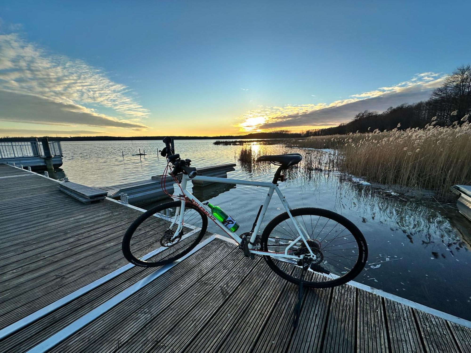 Wolfshotel Am Arendsee Арендзее Екстериор снимка